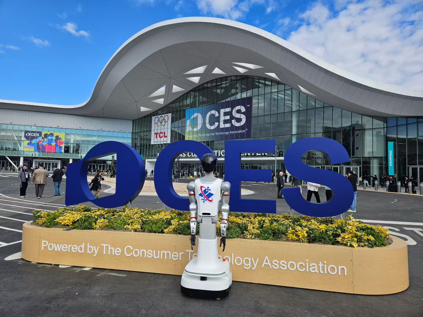 CES 2026で注目展示：GMKtec EVO-X2、AMD CEOスー・リサ氏の基調講演で紹介